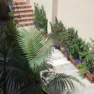 https://guest-house-il-giardino-segreto.in-sardinia.net